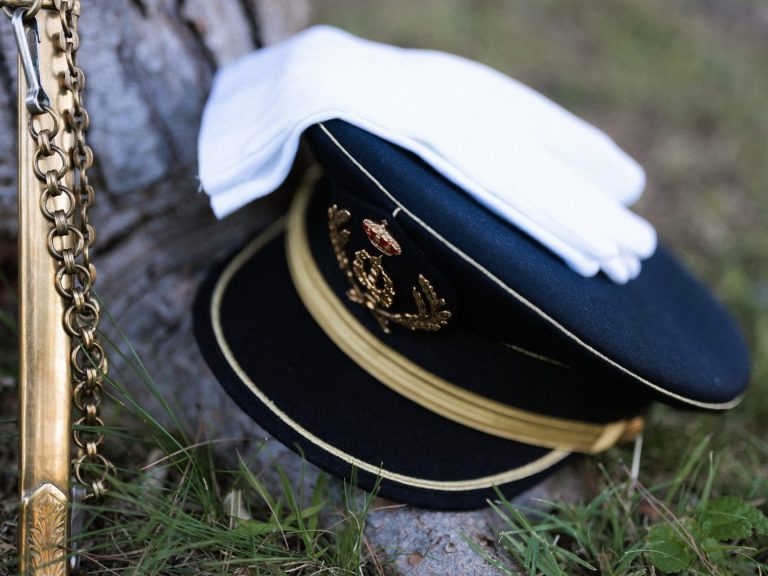 Cuerpo Jurídico Militar Gorra militar representando el Cuerpo Jurídico Militar